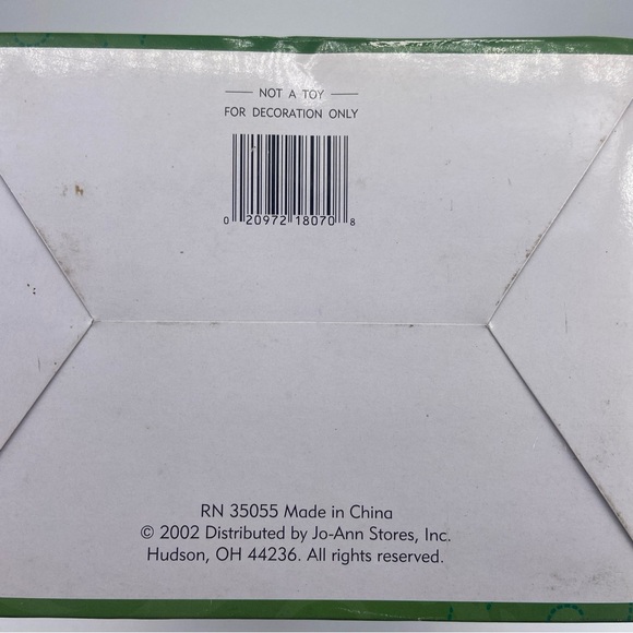 Santa's Workbench Bayside Lighthouse Towne Collection Blink Light Porcelain Box - Picture 15 of 15